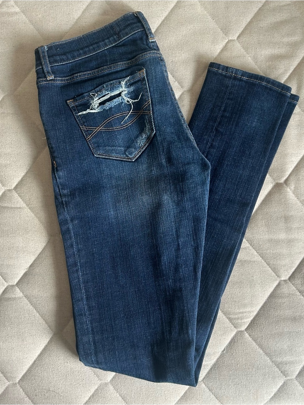 Abercrombie & Fitch Perfect Stretch Distressed Skinny Jeans Size 4 Long W27 L33
